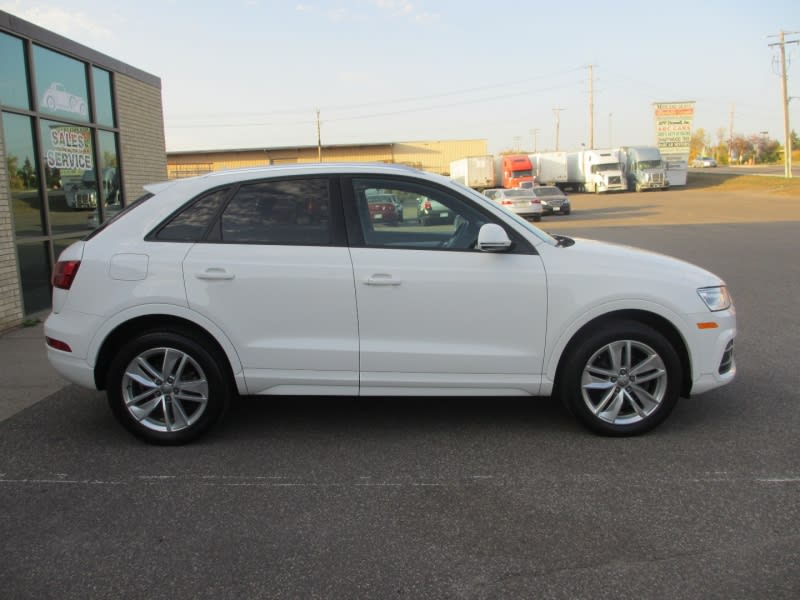 Audi Q3 2017 price $20,998