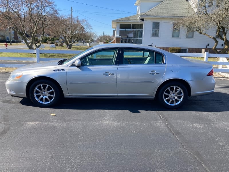 Buick Lucerne 2007 price $11,995