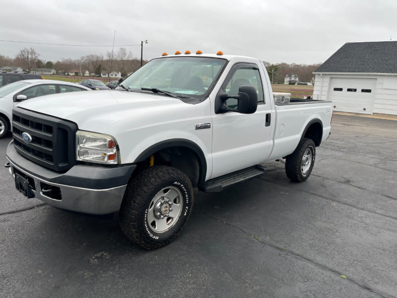 Ford Super Duty F-250 2006 price $13,995