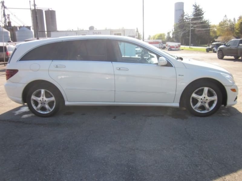 Mercedes-Benz R-Class 2010 price $8,978