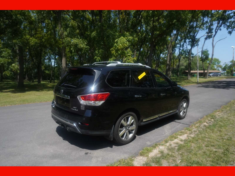 Nissan Pathfinder 2013 price $8,999