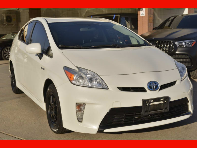 Toyota Prius 2015 price $17,888