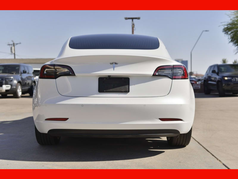 Tesla Model 3 2019 price $32,988