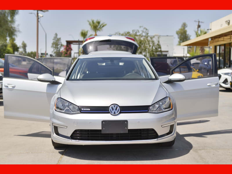 Volkswagen e-Golf 2015 price $14,555