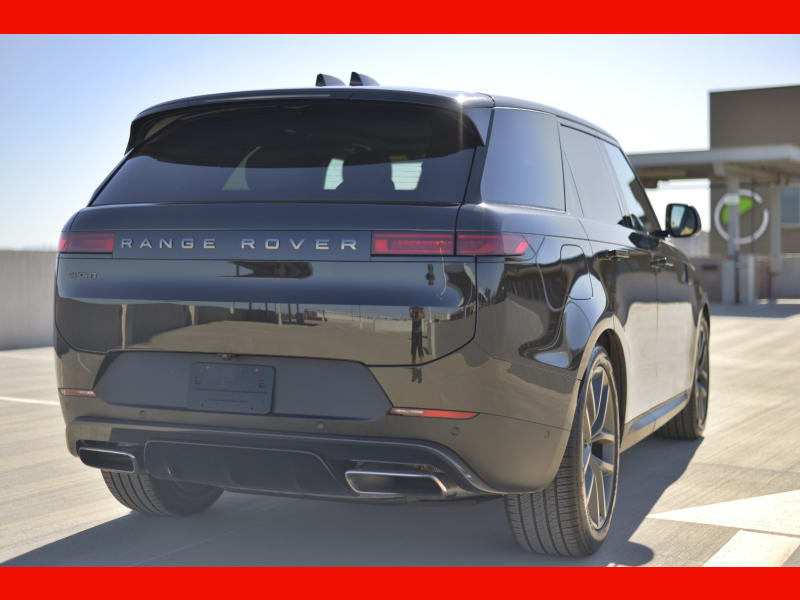 Land Rover Range Rover Sport 2024 price $105,888