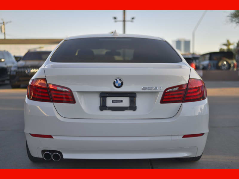 BMW 5-Series 2011 price $14,888