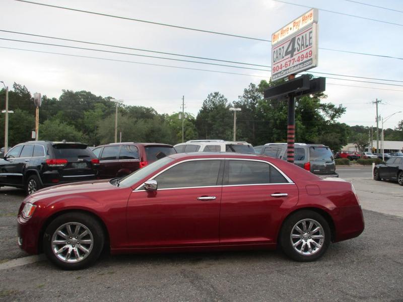 CHRYSLER 300 2012 price $11,995