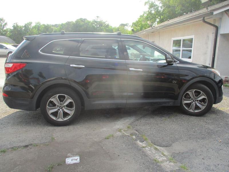 HYUNDAI SANTA FE 2013 price $11,995