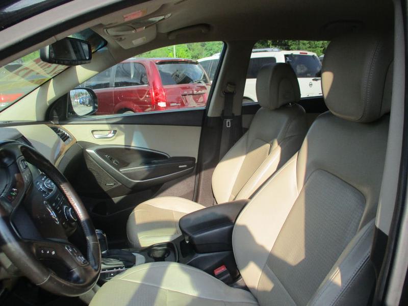 HYUNDAI SANTA FE 2013 price $11,995