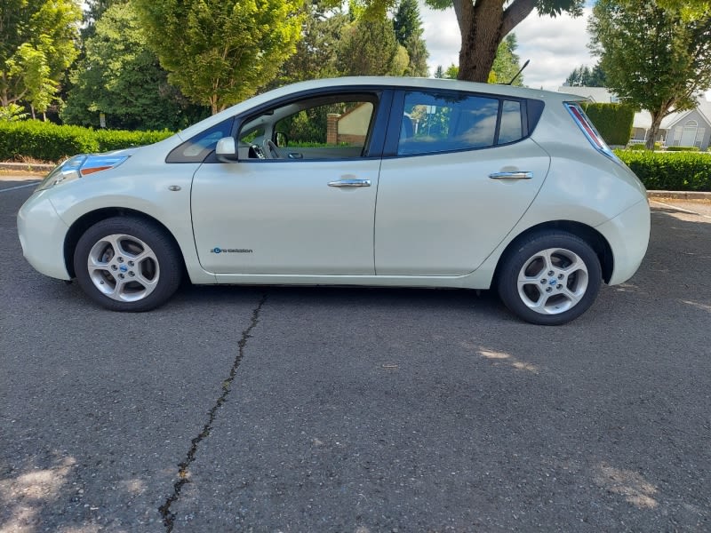 Nissan LEAF 2012 price $4,695