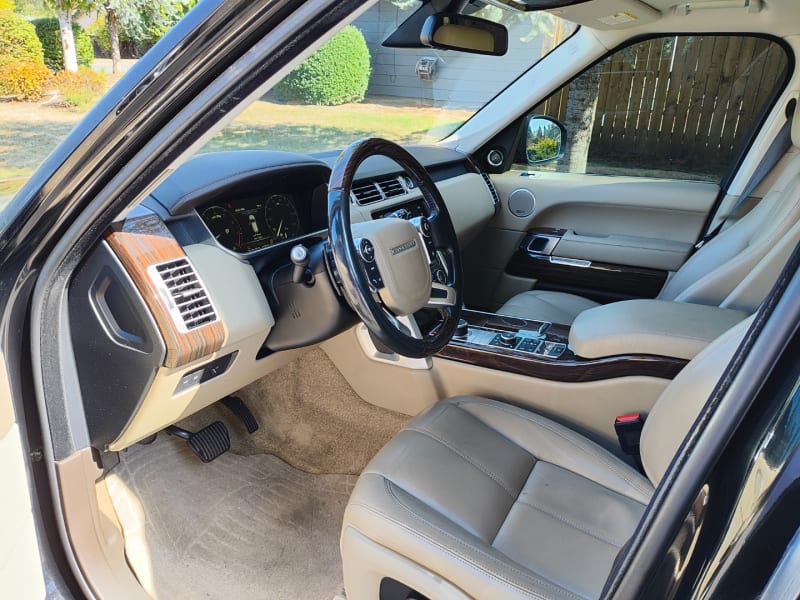 Land Rover Range Rover 2016 price $29,995