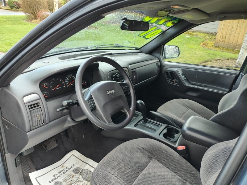 Jeep Grand Cherokee 2001 price $3,995