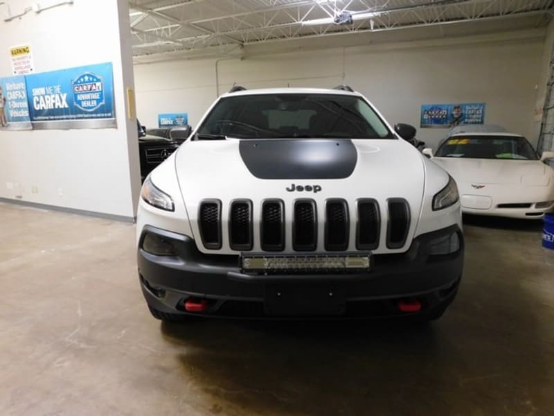 Jeep Cherokee 2018 price $15,995