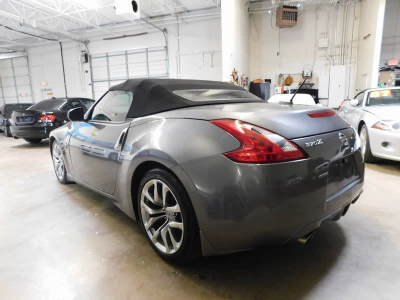 Nissan 370Z 2014 price $14,495