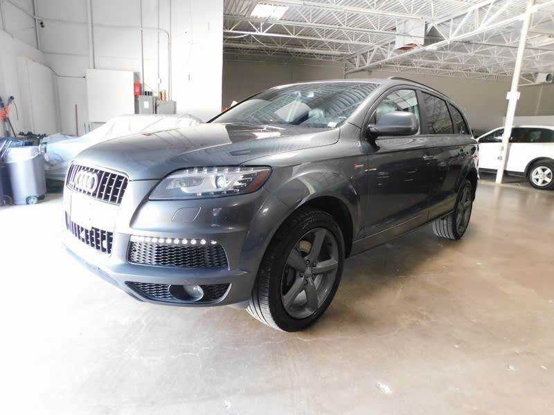 Audi Q7 2015 price $14,995