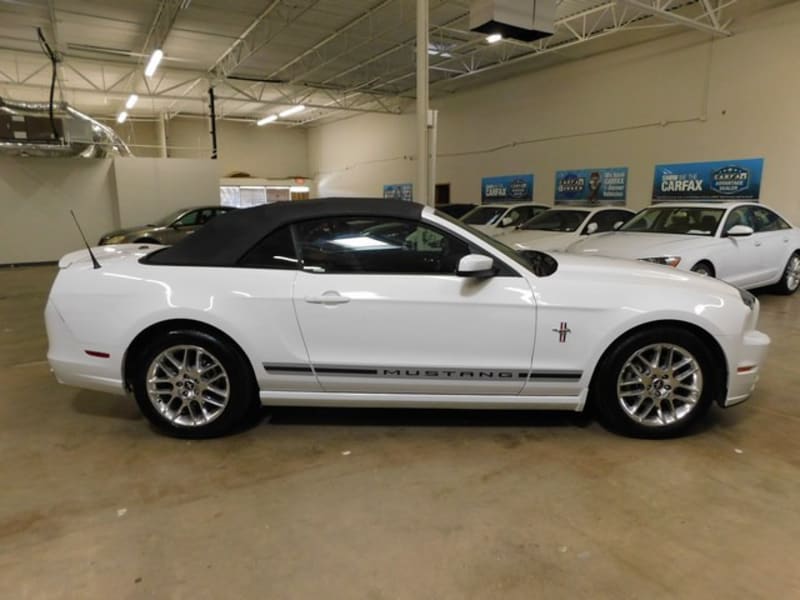 Ford Mustang 2014 price $14,995