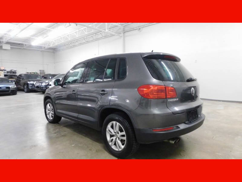 Volkswagen Tiguan 2012 price $7,995