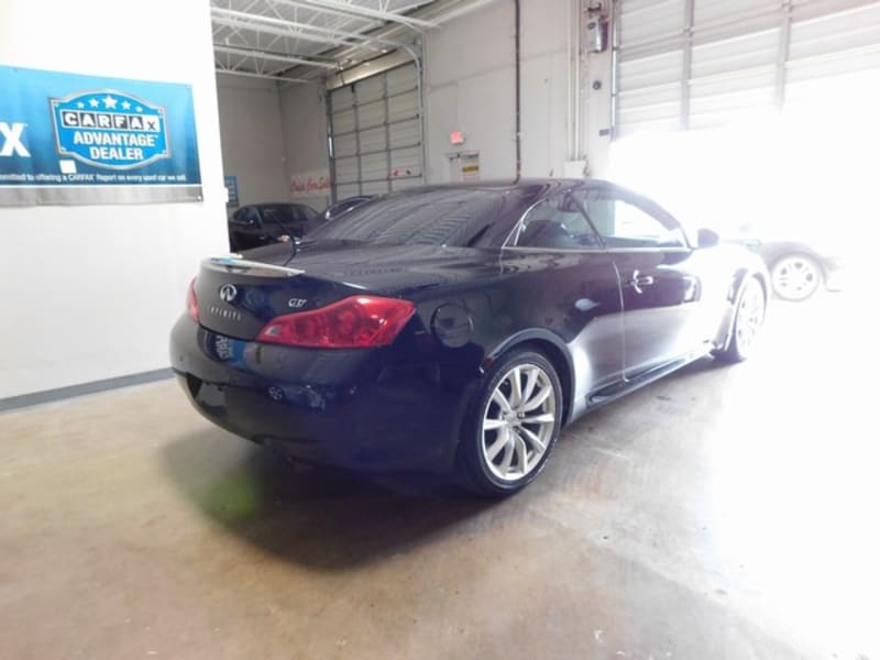 Infiniti G37 Convertible 2013 price $13,995