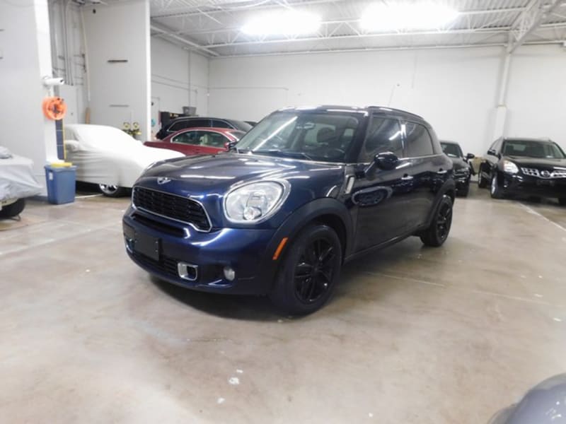 Mini Cooper Countryman 2012 price $10,995