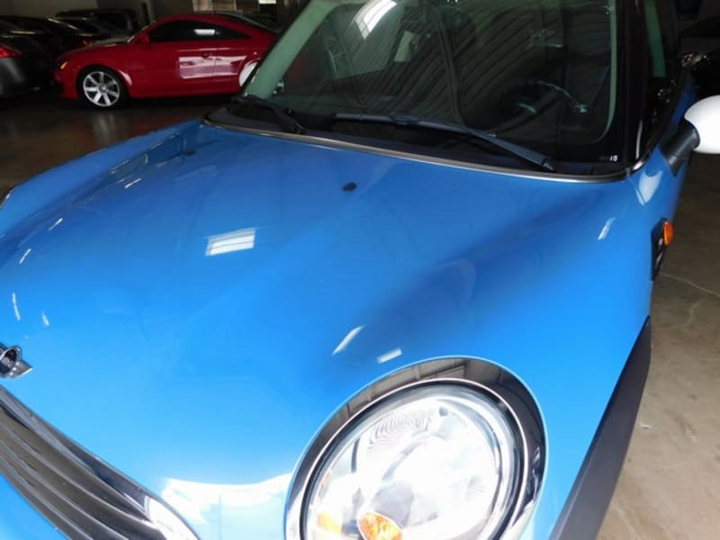 Mini Cooper Hardtop 2013 price $6,995