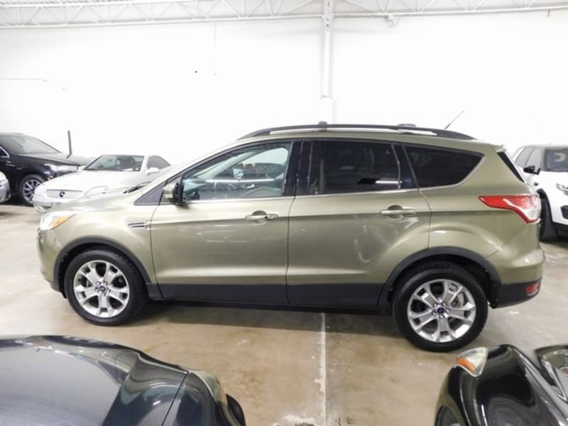 Ford Escape 2013 price $9,995