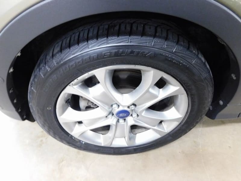 Ford Escape 2013 price $9,995