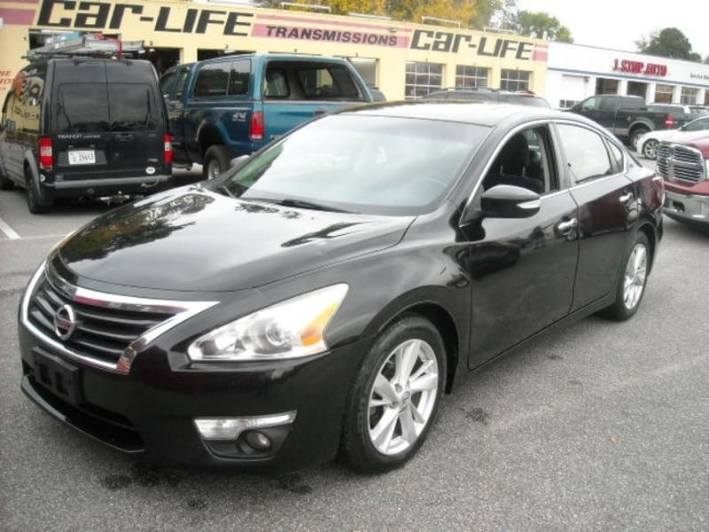 Nissan Altima 2014 price $6,900