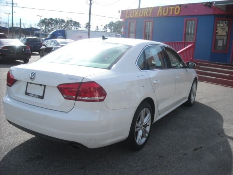 Volkswagen Passat 2012 price $8,900