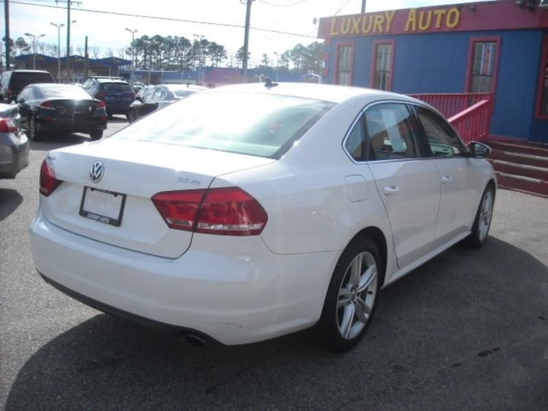 Volkswagen Passat 2012 price $8,900