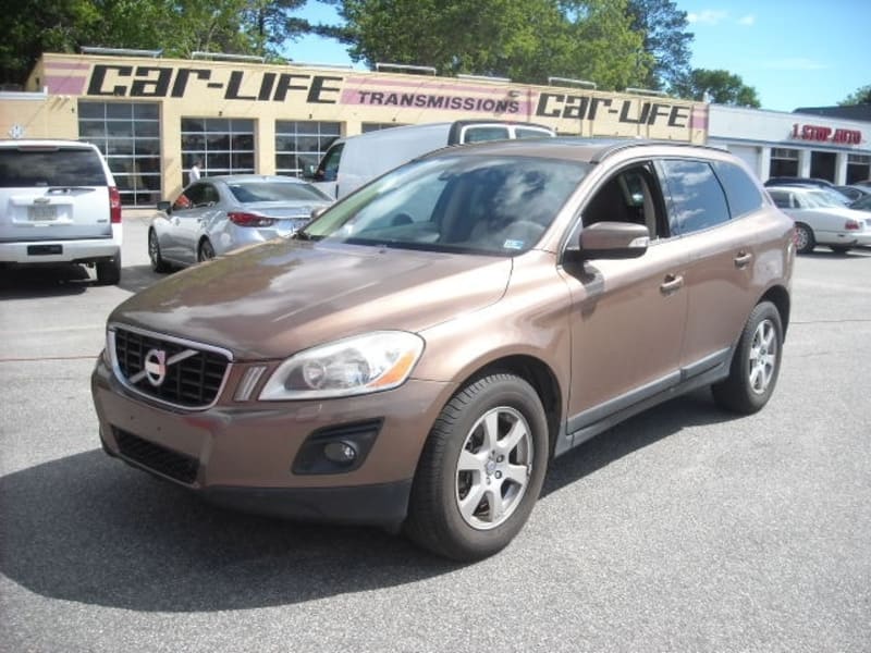 Volvo XC60 2010 price $9,300