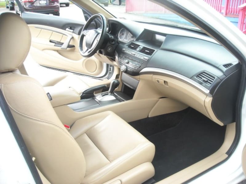 Honda Accord Cpe 2011 price $10,900