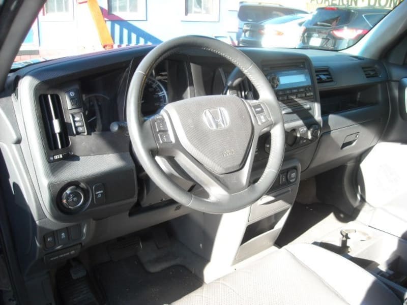 Honda Ridgeline 2011 price $9,900