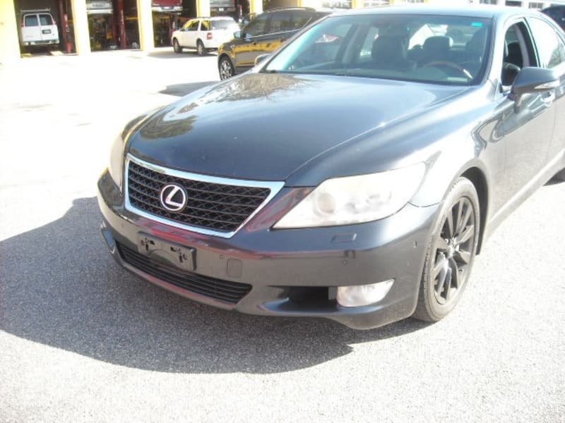 Lexus LS 460 2011 price $12,900