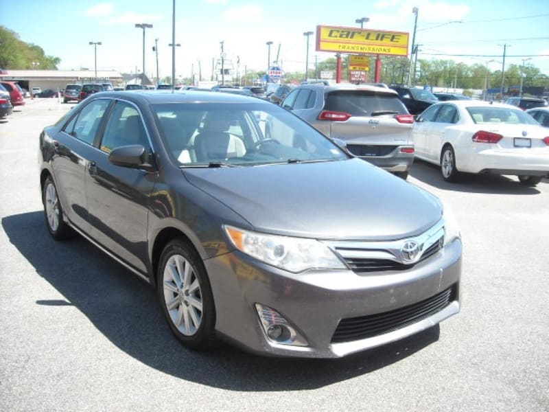 Toyota Camry 2012 price $10,500