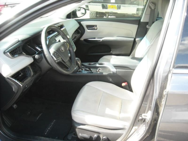 Toyota Avalon 2013 price $12,900