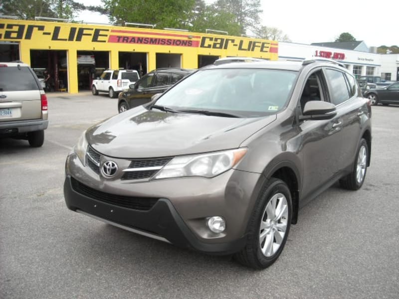 Toyota RAV4 2015 price $11,900