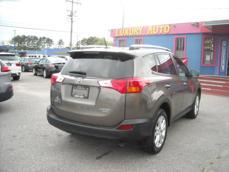 Toyota RAV4 2015 price $11,900