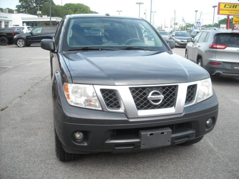 Nissan Frontier 2013 price $10,900