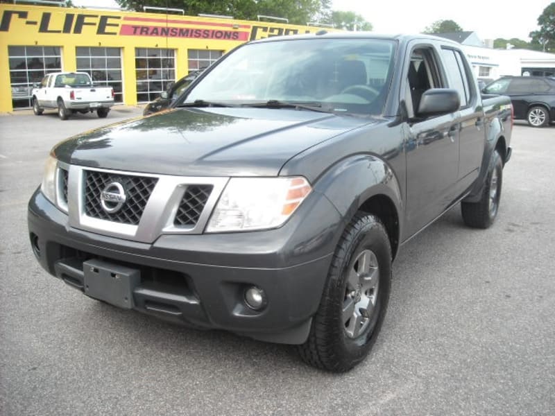 Nissan Frontier 2013 price $10,900