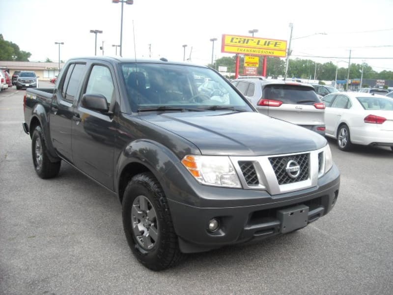 Nissan Frontier 2013 price $10,900