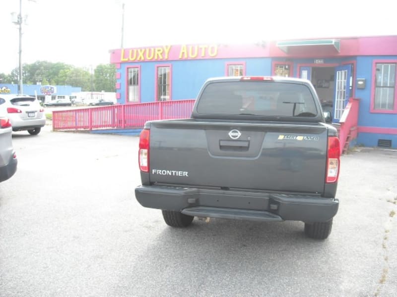 Nissan Frontier 2013 price $10,900