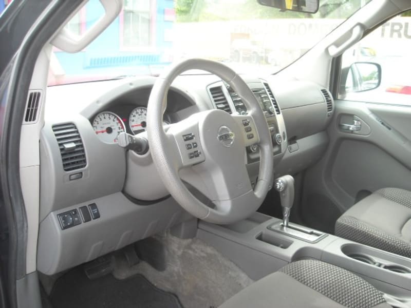 Nissan Frontier 2013 price $10,900