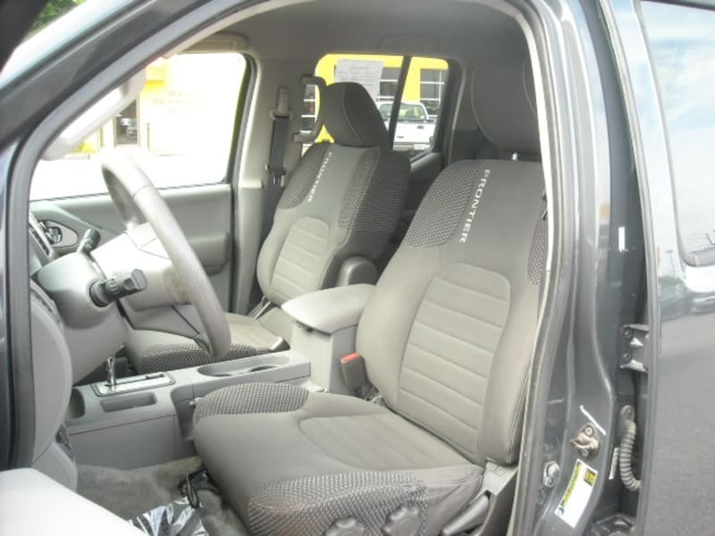 Nissan Frontier 2013 price $10,900