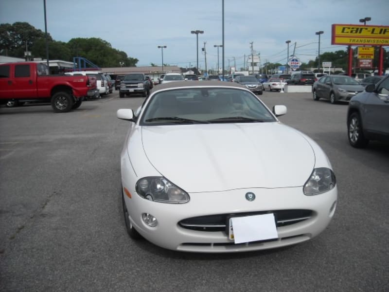 Jaguar XK8 2006 price $25,000