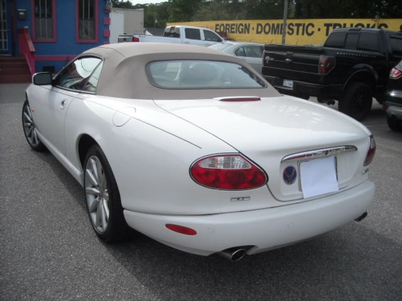 Jaguar XK8 2006 price $23,000