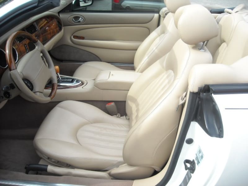 Jaguar XK8 2006 price $23,000