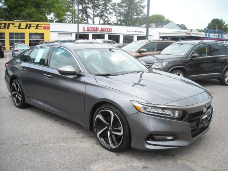 Honda Accord Sedan 2018 price $13,900