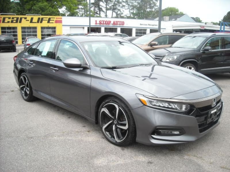 Honda Accord Sedan 2018 price $13,900