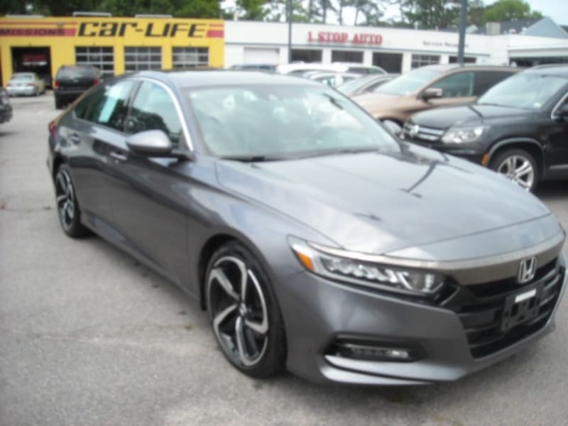 Honda Accord Sedan 2018 price $13,900