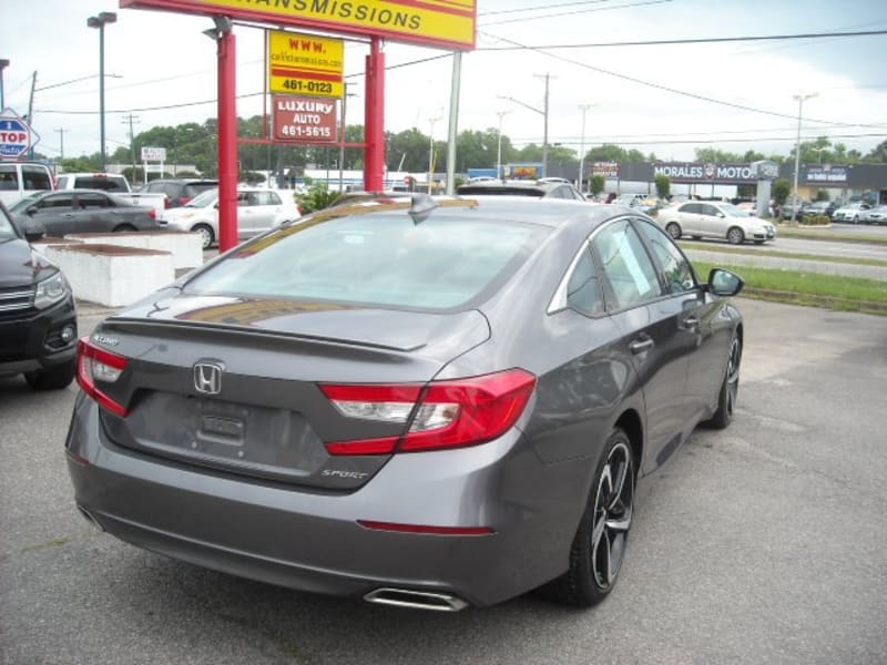 Honda Accord Sedan 2018 price $13,900